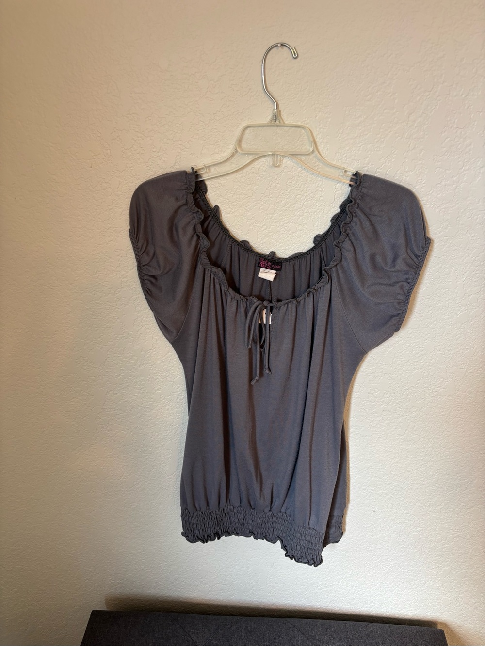 Agenda Gray Ruffled Scoop-Neck Peasant Top